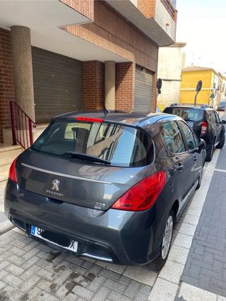 Peugeot 308 1.6 eHDI (2012)