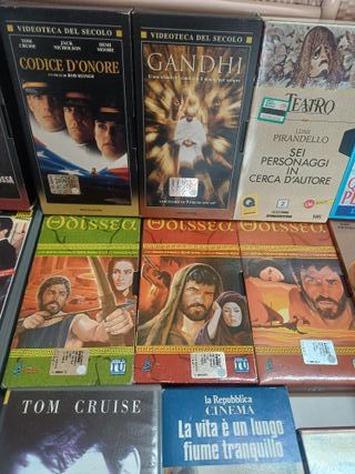 14 cassette vhs miste commedie