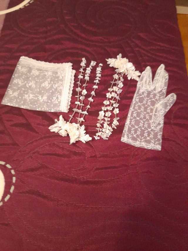 Abito da comunione con accessori