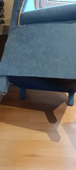 Due poltrone dondoli praticamente nuove in vendita