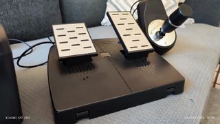 Volante con pedales Videojuegos