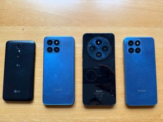 Conjunto de Smartphones y soportes metraquilato