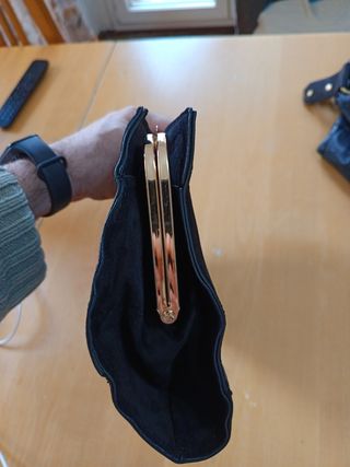 Bolso Clutch Ante Negro Bosanova - Elegante Fiesta