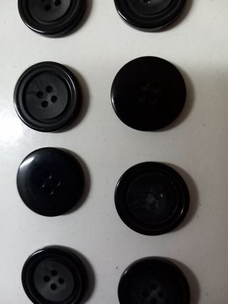 Bottoni neri 2,5