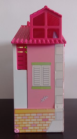 CASA BARRIGUITAS MALETÍN CON MUÑECA Y ACCESORIOS