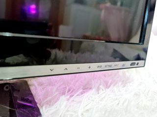 Televisor Samsung UE24H4003AW 24 pulgadas 