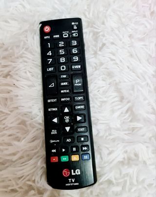 Televisor Samsung UE24H4003AW 24 pulgadas 