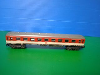 Vagón de la DB precioso escala n