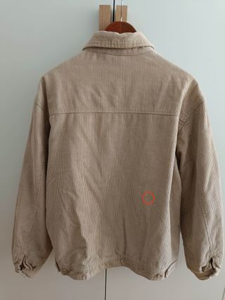 Chamarra de pana color beige talla M forrada