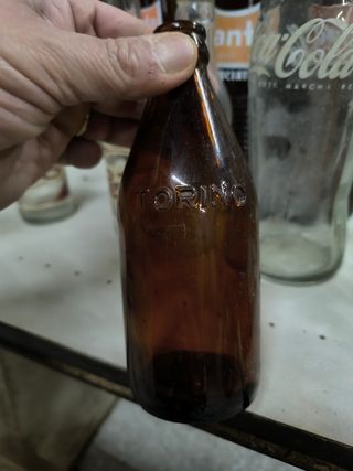 Varie bottiglie d'epoca