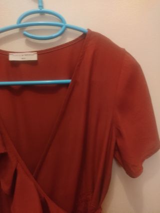 Vestido cruzado manga corta color caldera