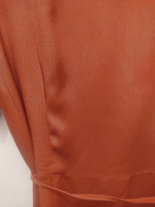 Vestido cruzado manga corta color caldera