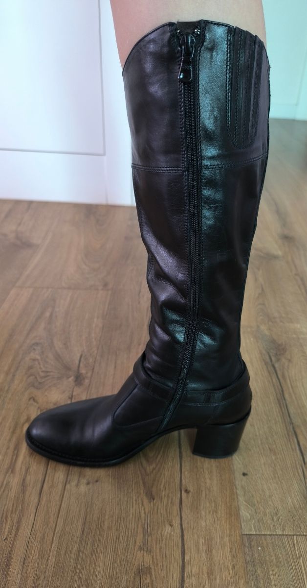 Botas de piel extraordinaria Negra