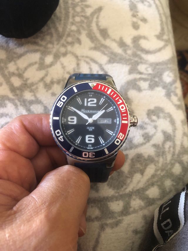 Reloj Neckmarine