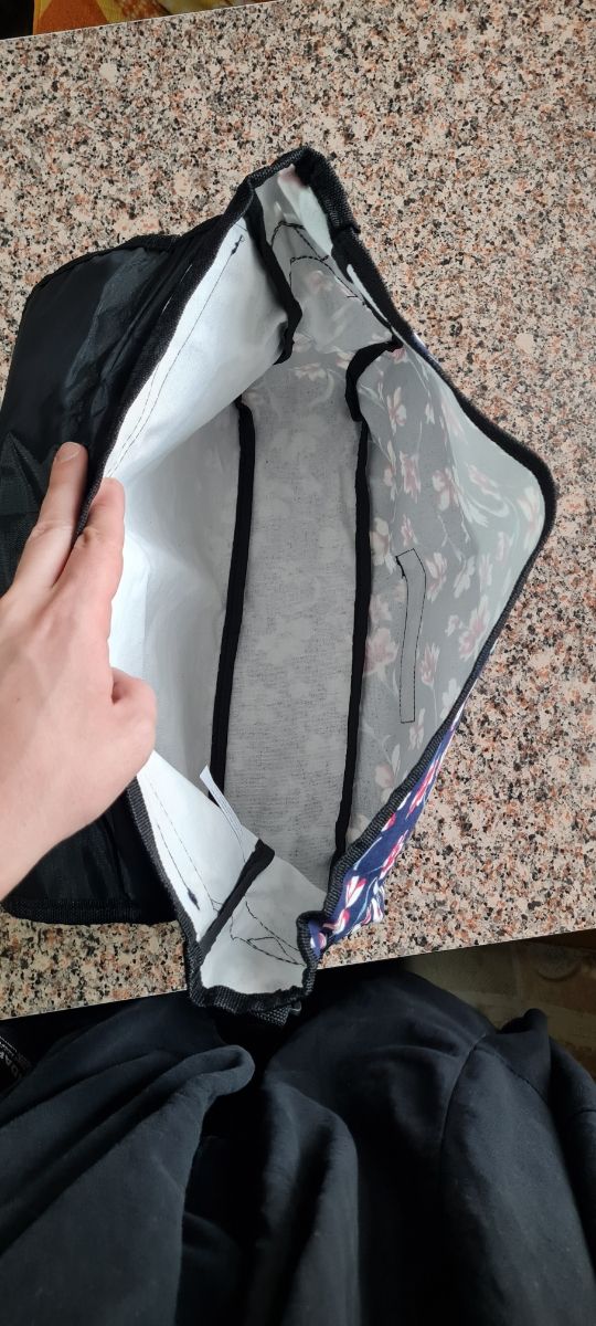 Tracolla con stampa floreale