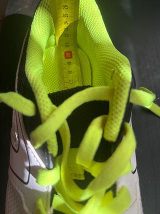 Zapatillas de clavos