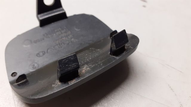 Coperchio gancio Volvo V 50