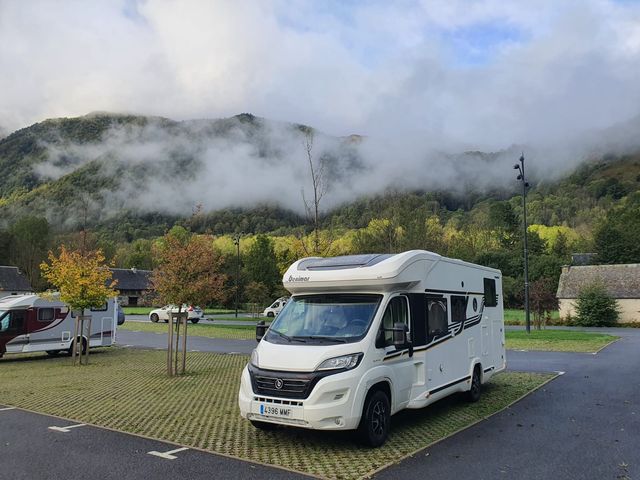 ALQUILA AUTOCARAVANA FIAT BENIMAR MILEO 263 2024