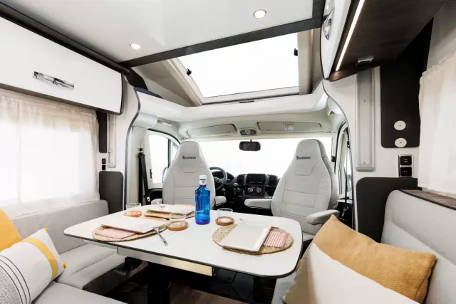 ALQUILA AUTOCARAVANA FIAT BENIMAR MILEO 263 2024