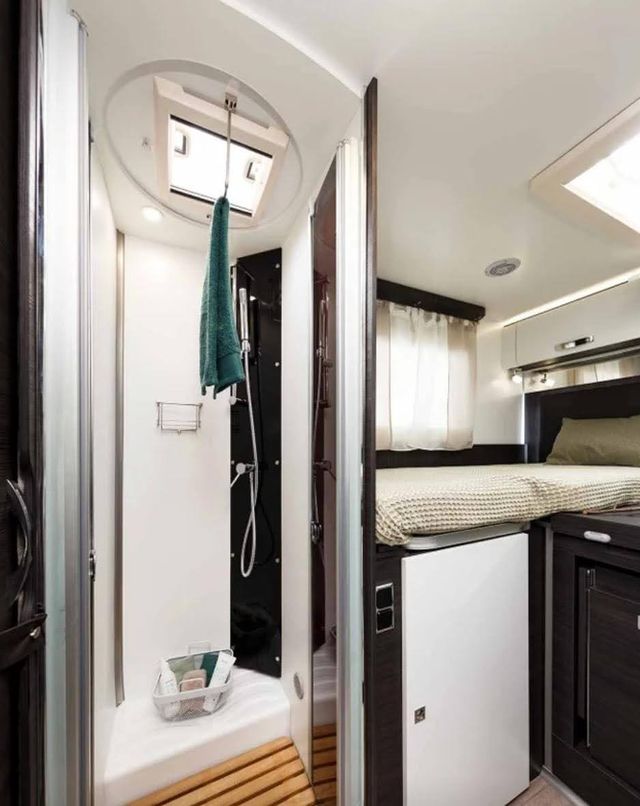 ALQUILA AUTOCARAVANA FIAT BENIMAR MILEO 263 2024