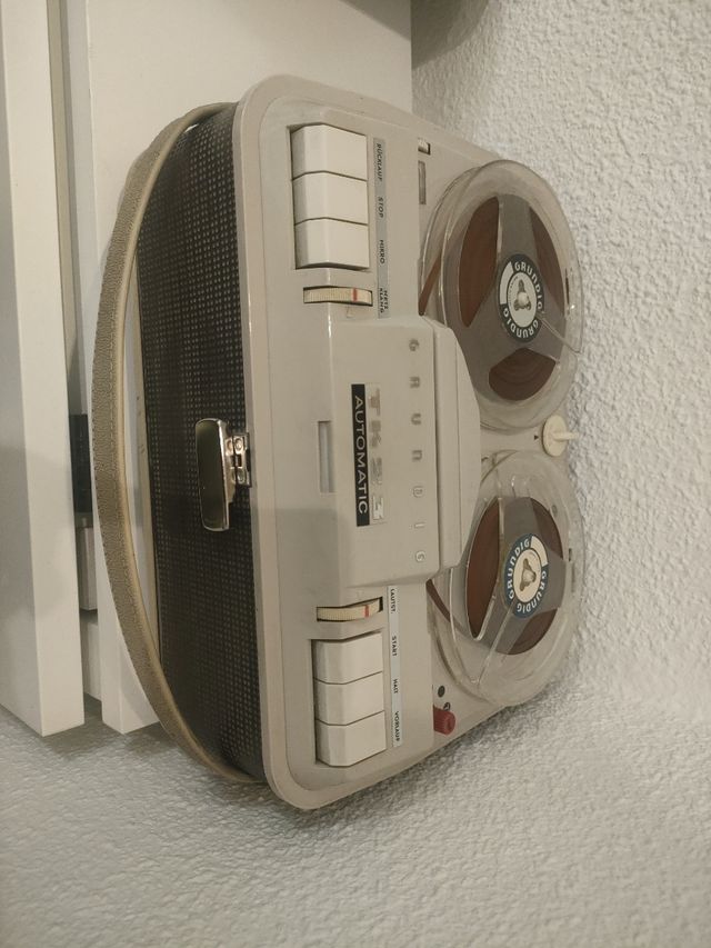 Magnetófono grudig tk 23