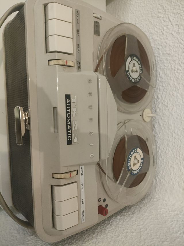 Magnetófono grudig tk 23