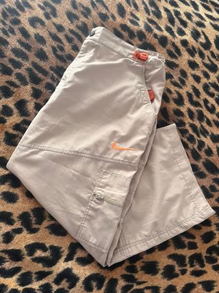 Pantalón bermudas cargo Nike vintage 00s