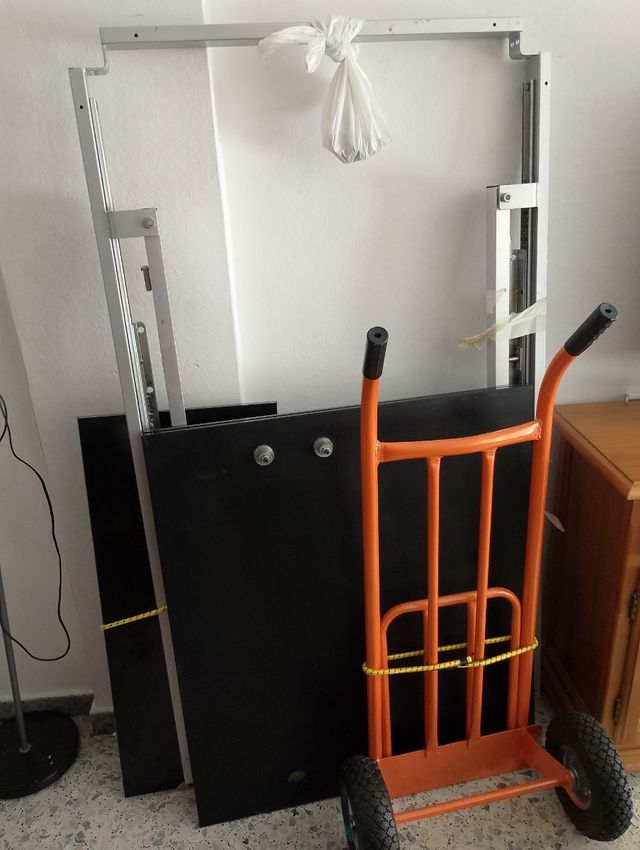 Mesa de cristal desmontable