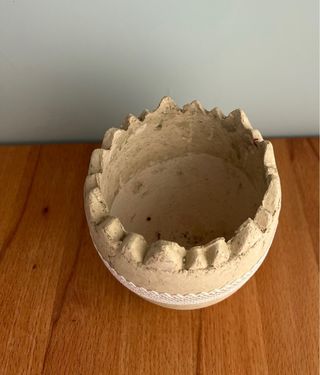 Dois vasos para plantas Páscoa