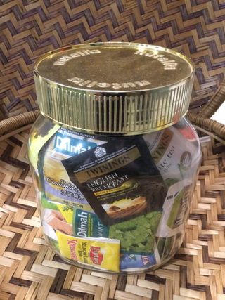 Collezione di bustine del tea infusi . 110 pezzi