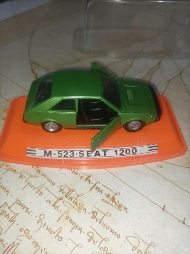 Auto Seat 1200, giocattolo. Pilen.