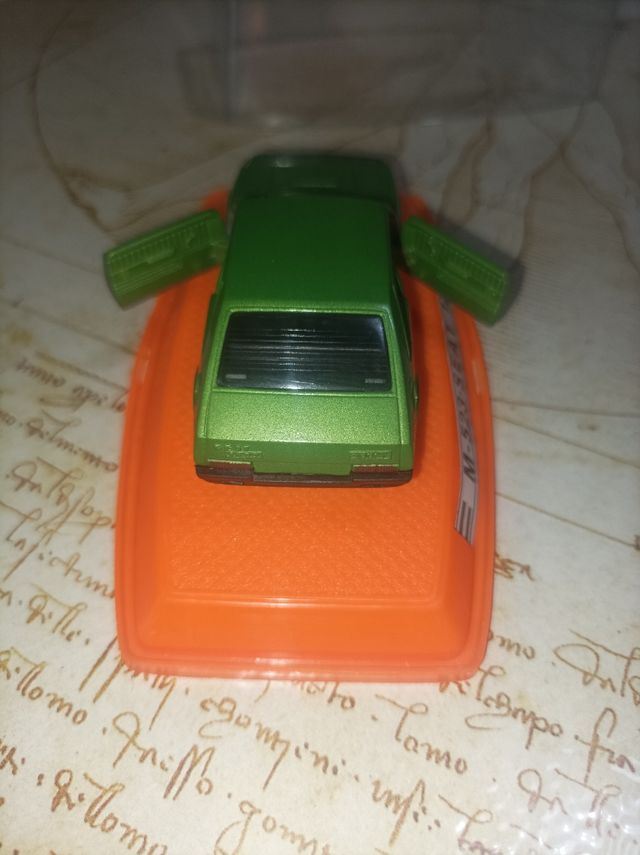 Auto Seat 1200, giocattolo. Pilen.