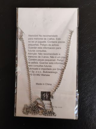 Colgantes, pulseras y mini diario 
