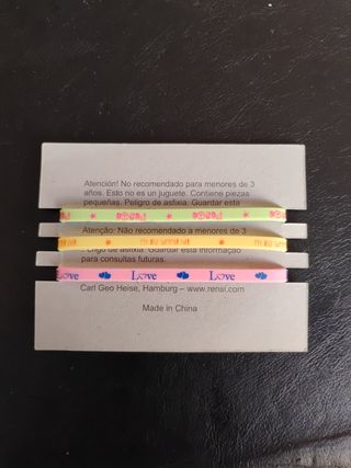 Colgantes, pulseras y mini diario 