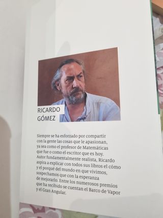 Novela Como la piel del caimán