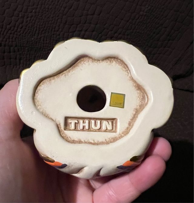 Elefante seduto Thun