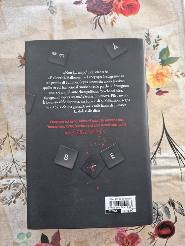 Live your best: Tutti hanno un segreto (Waves) (Italian Edition)