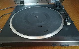 SONY plato tocadiscos PS-D705