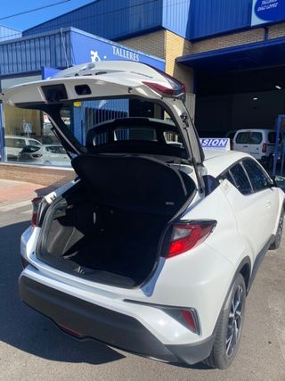 Toyota C-HR 2021