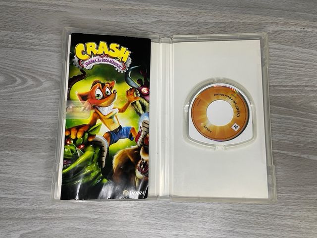 Juego Crash: Guerra Al CocoManiaco PSP