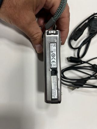 Camara Olympus Tough 8010 14MP