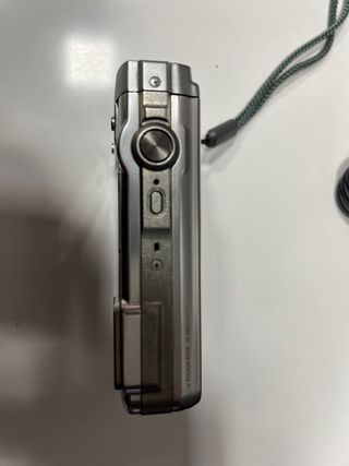 Camara Olympus Tough 8010 14MP