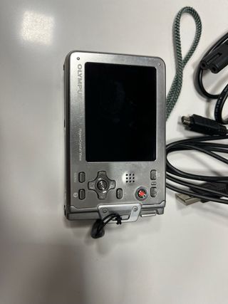 Camara Olympus Tough 8010 14MP