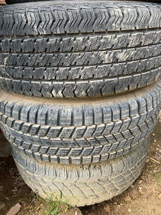 Llantas y neumaticos nissan terrano 2