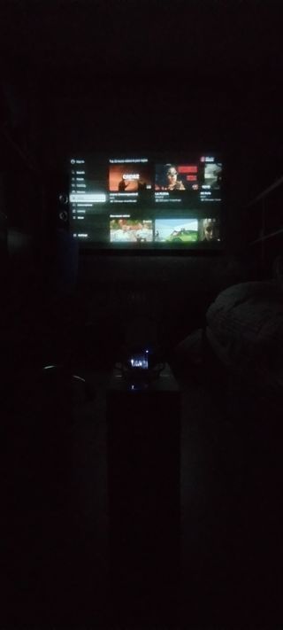 Proyector con Smart TV