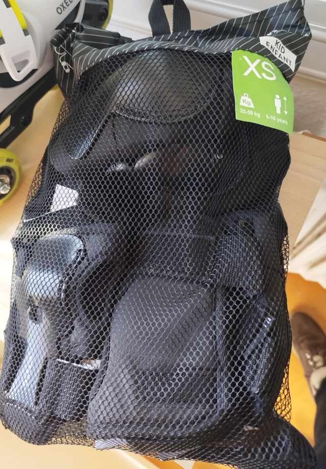 Protecciones para patines. Sólo envíos.