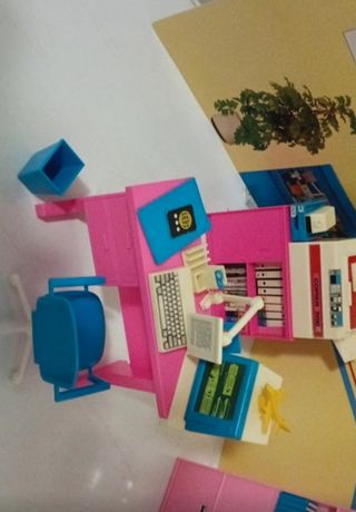 Agenzia viaggi Barbie