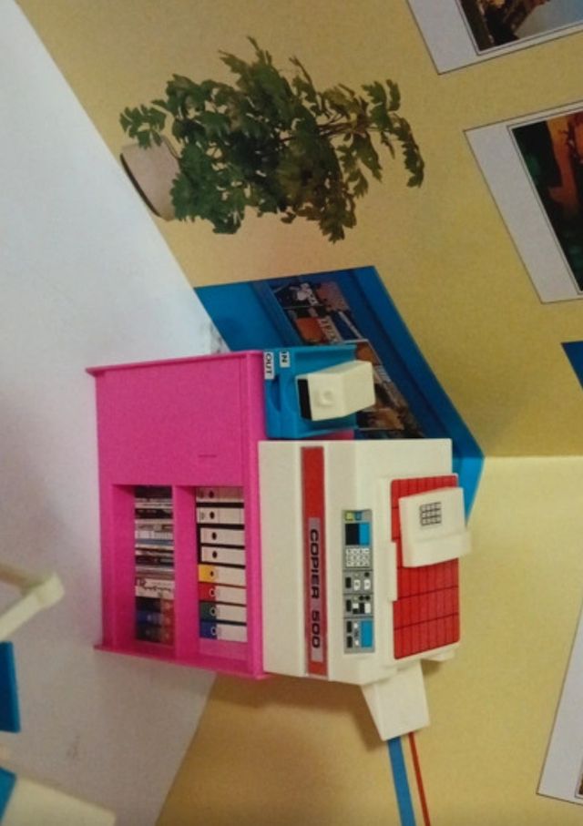 Agenzia viaggi Barbie