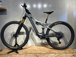 Orbea Rise M-Team 2023 / Talla S / 1435 Km.