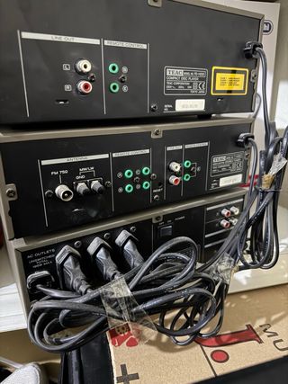 Vendo equipo de sonido.